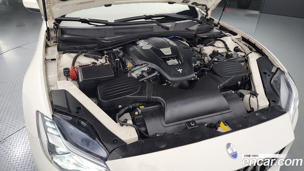 Maserati Quattroporte 2018