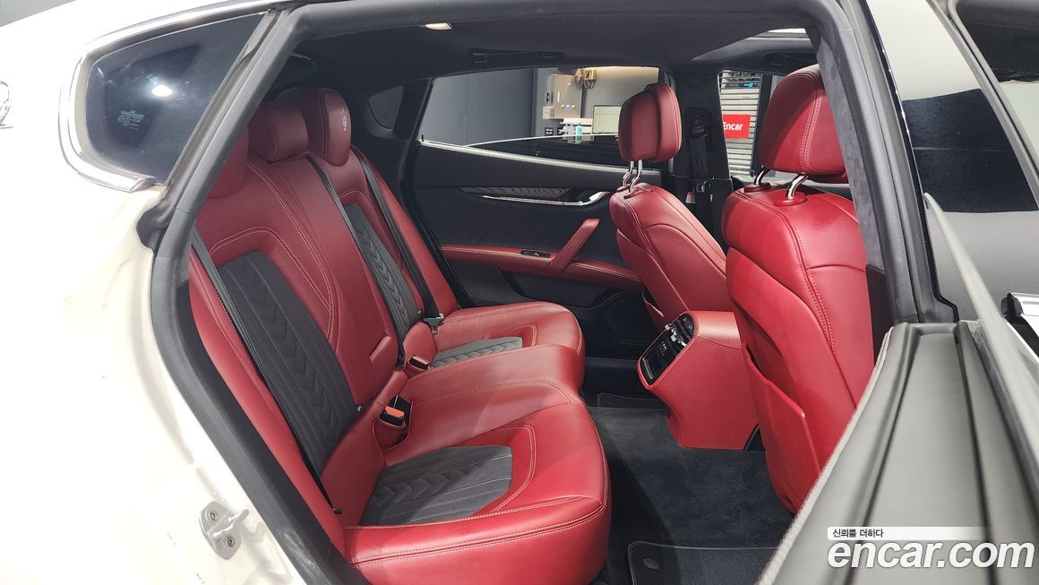 Maserati Quattroporte 2018