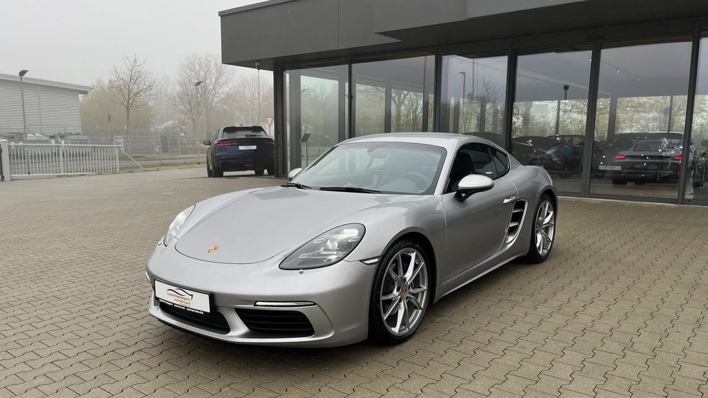 Porsche Cayman 2024