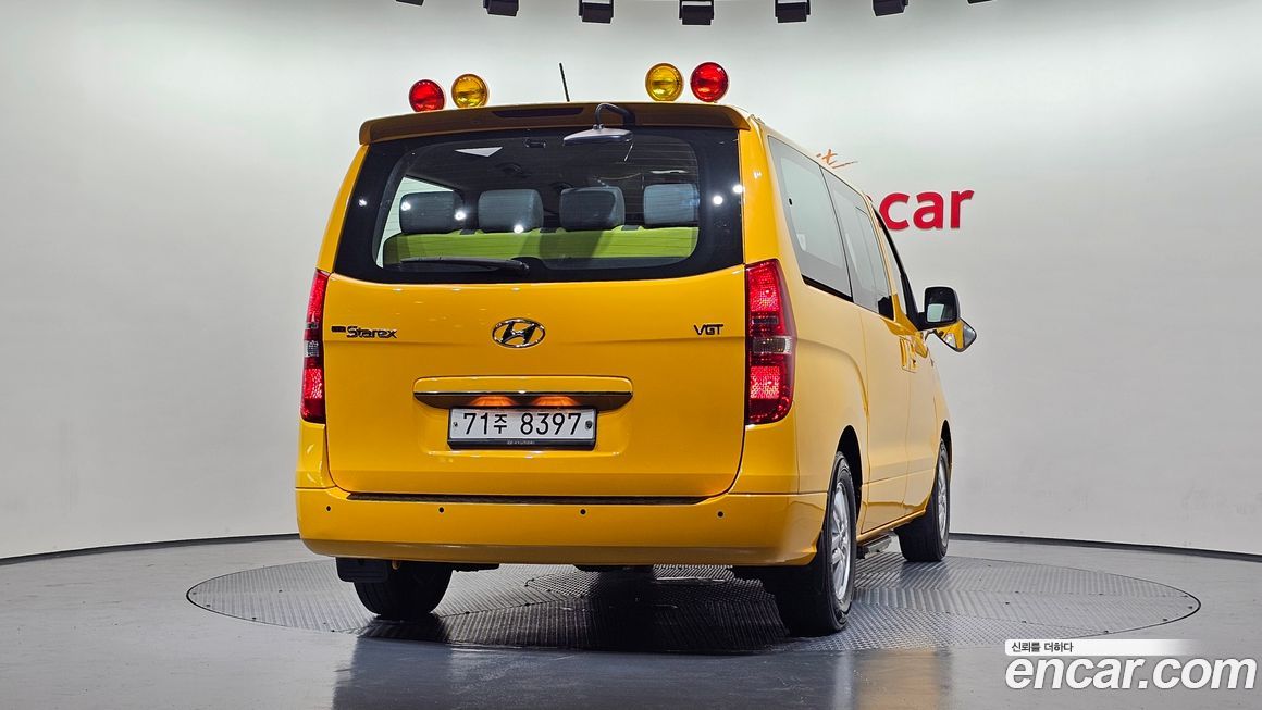 Hyundai Starex 2018