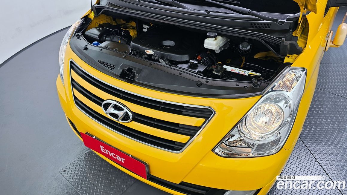 Hyundai Starex 2018