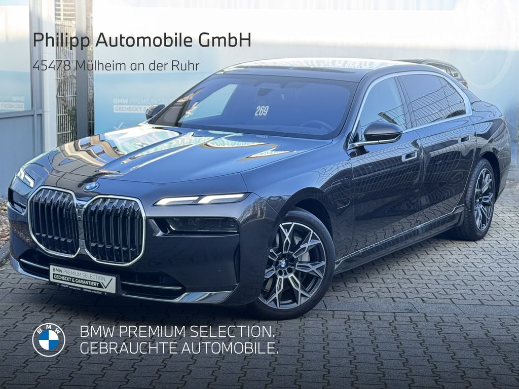 BMW 750 2024