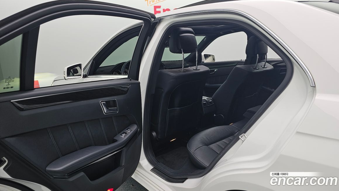 Mercedes-Benz E-Class 2014