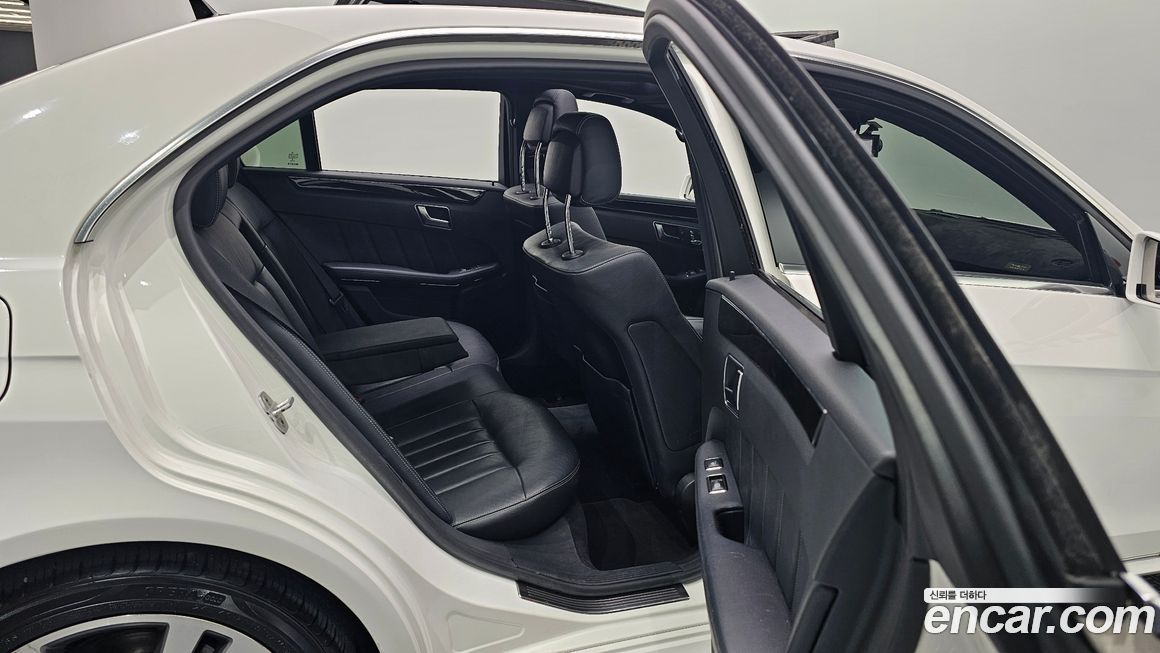 Mercedes-Benz E-Class 2014