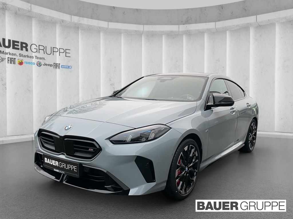 BMW M235 2025