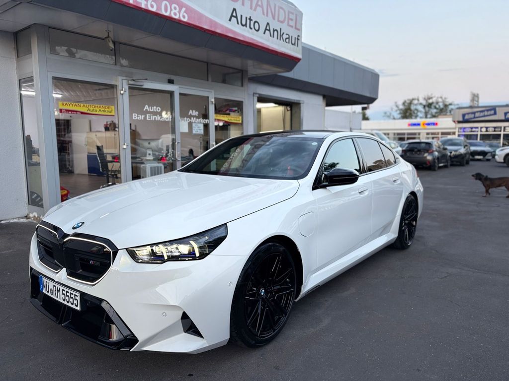 BMW M5 2025