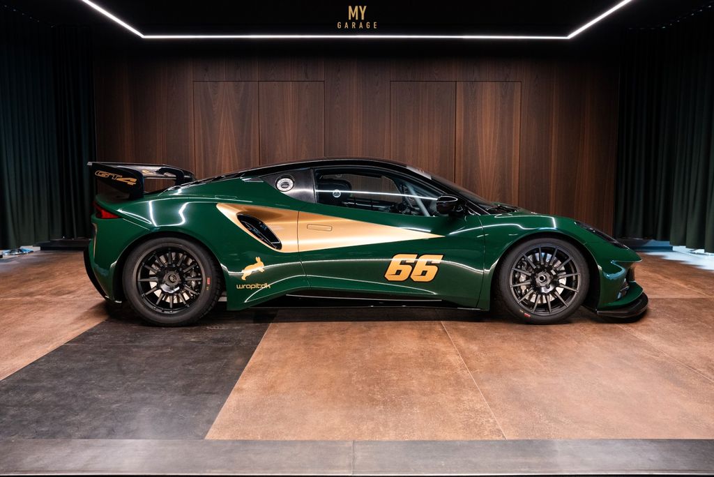 Lotus Emira 2025