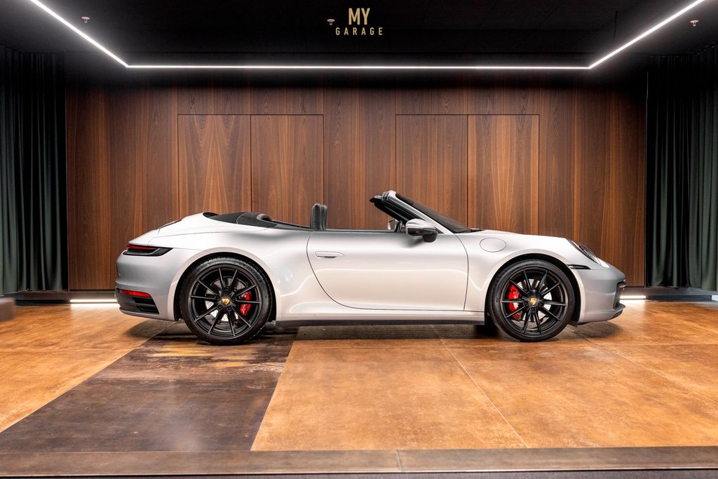 Porsche 992 2019