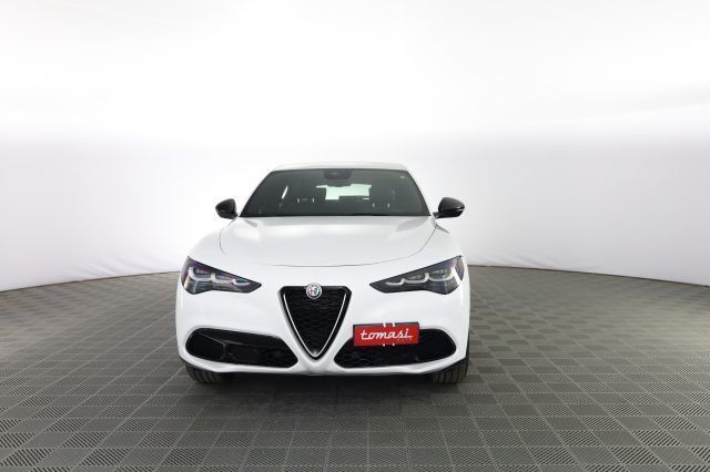Alfa Romeo Stelvio 2023