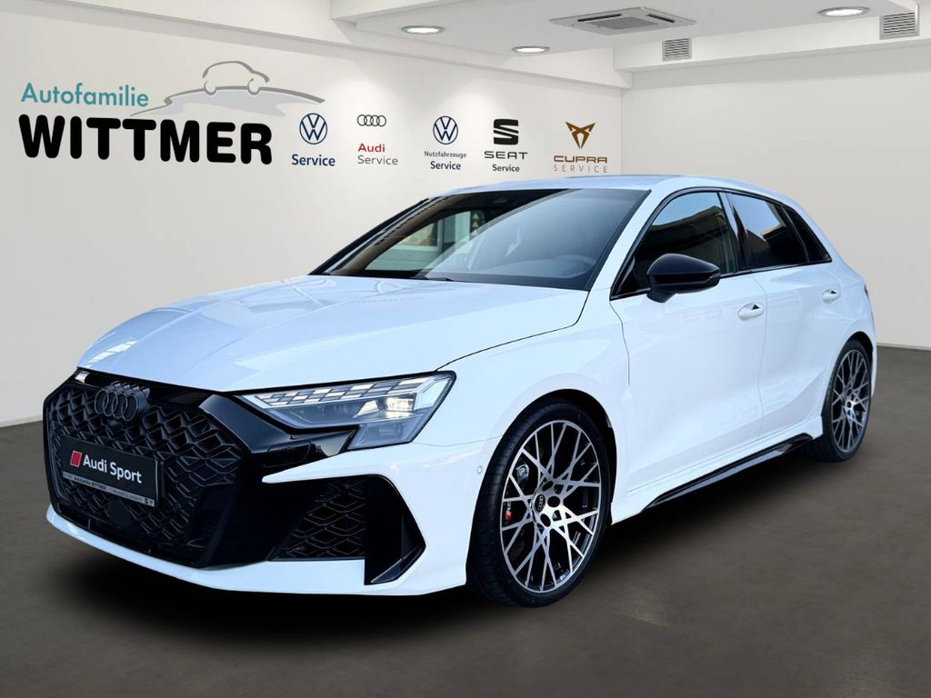 Audi RS3 2025