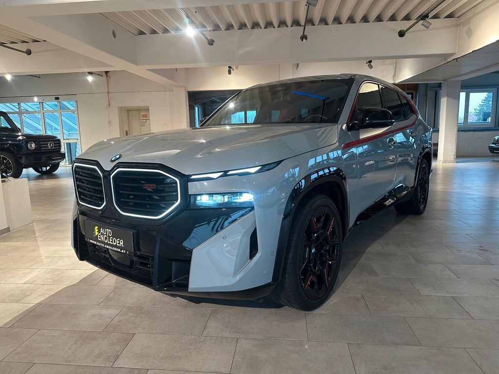 BMW XM 2024