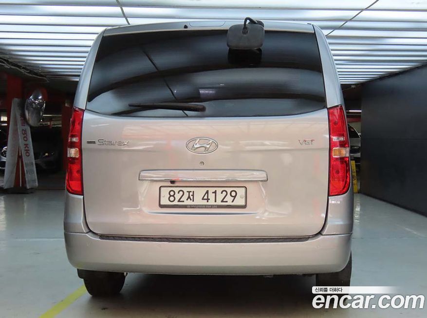 Hyundai Starex 2016