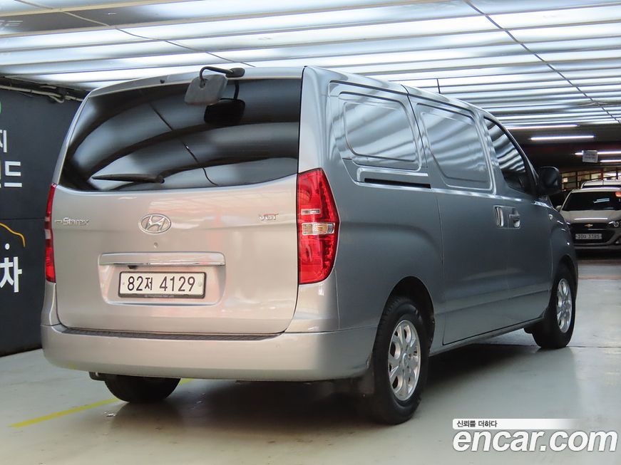Hyundai Starex 2016