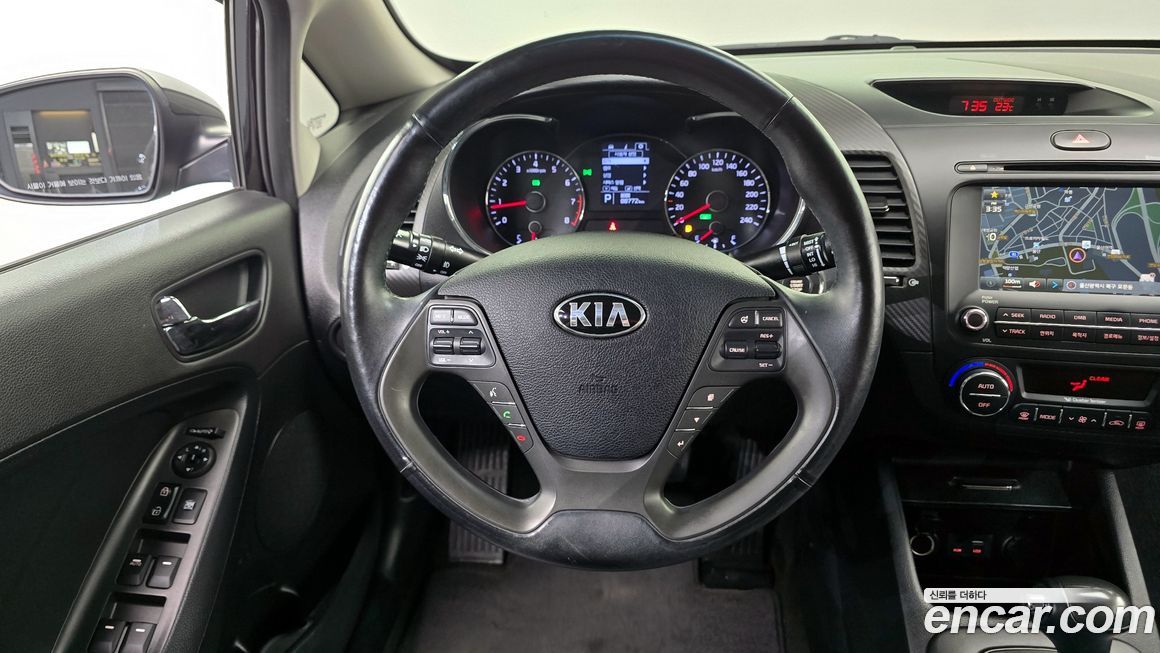 Kia K3 2015