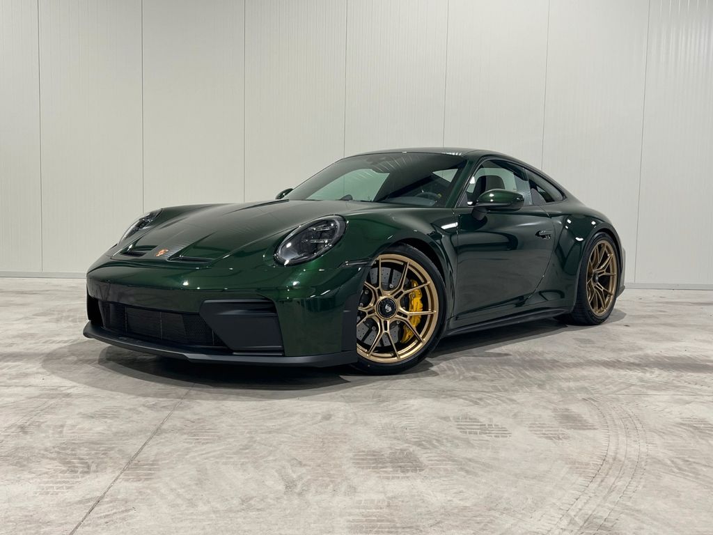 Porsche 992 2025