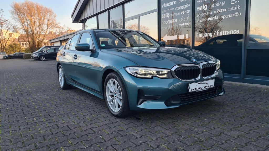 BMW 318 2020