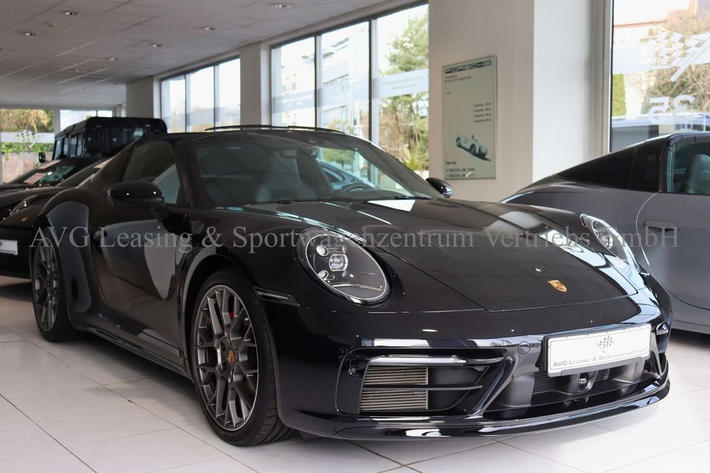 Porsche 992 2021