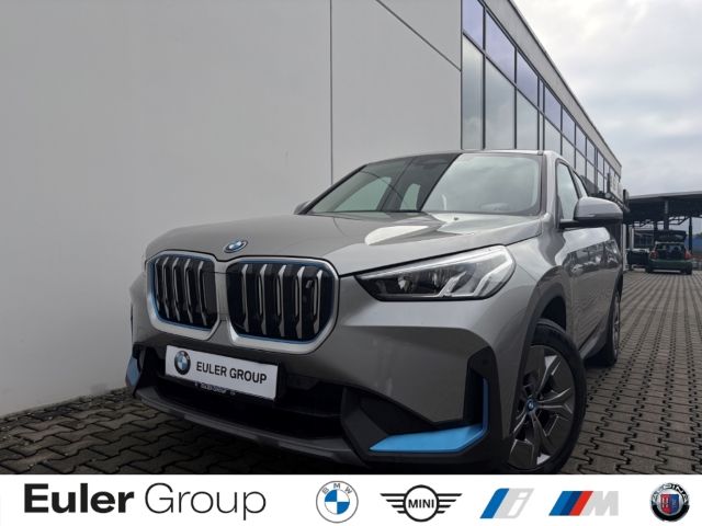 BMW iX1 2023