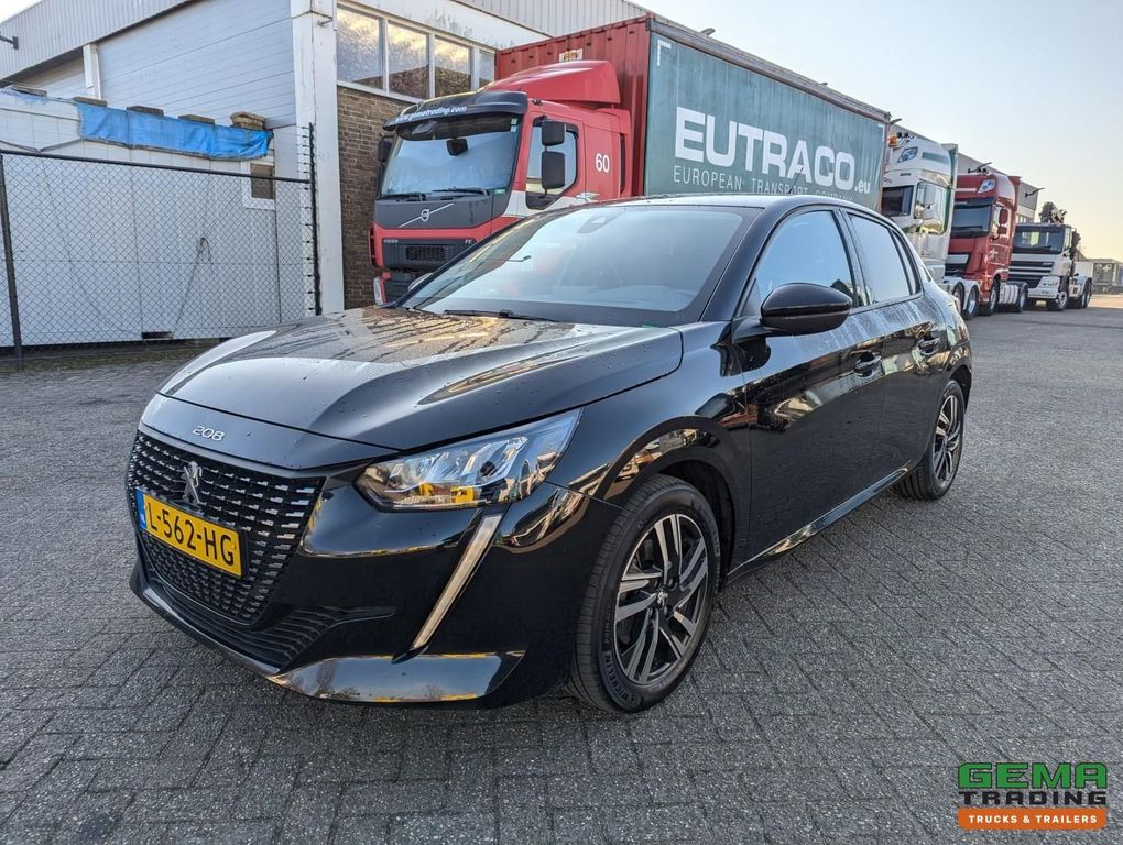 Peugeot 208 2021