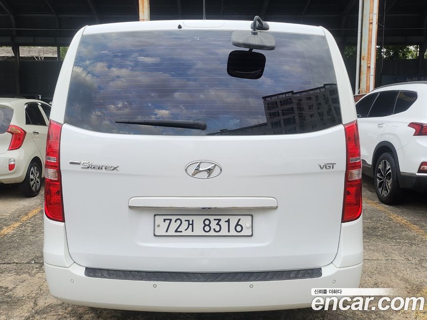 Hyundai Starex 2016