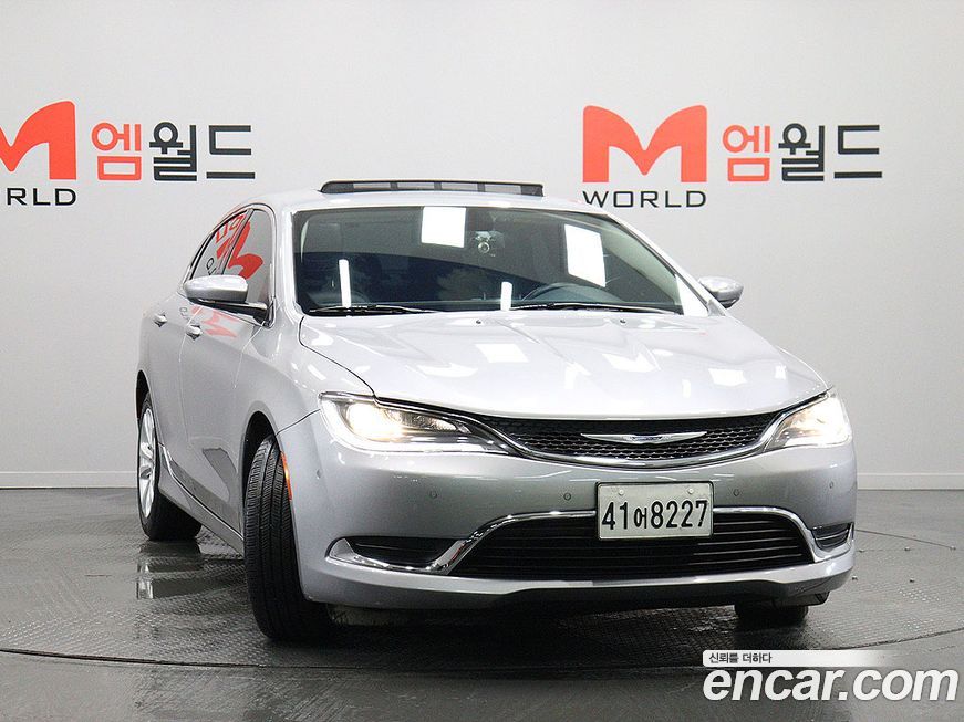 Chrysler 200 2015