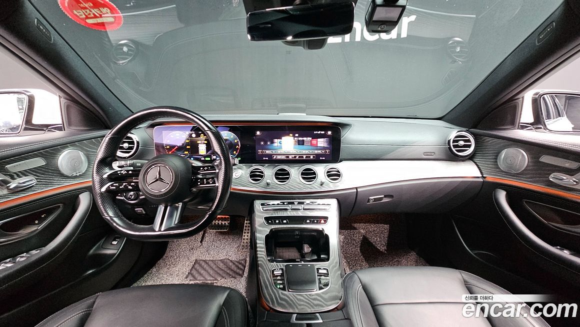 Mercedes-Benz E-Class 2021