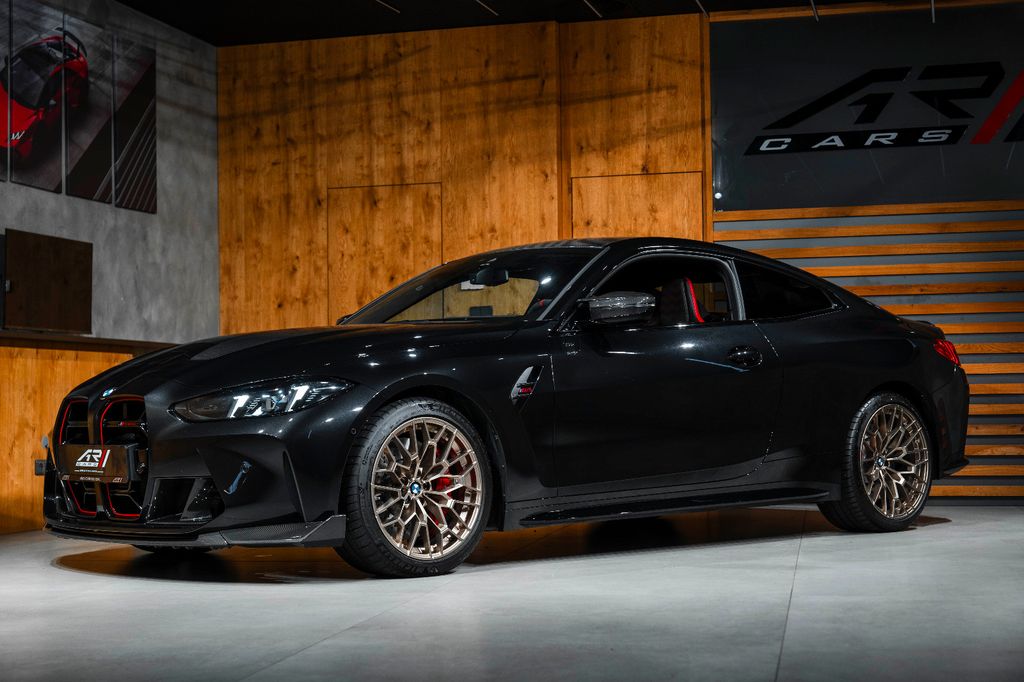 BMW M4 2025