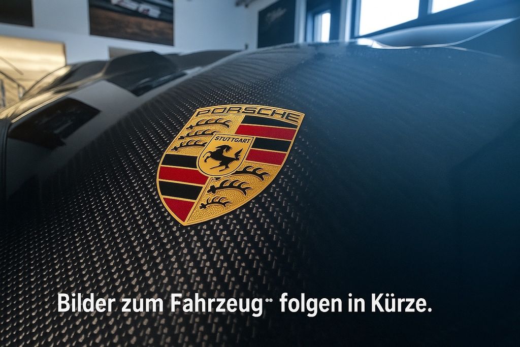 Porsche 992 2025