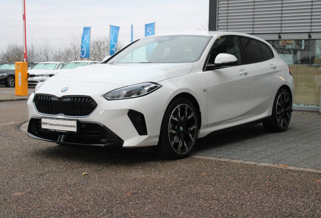 BMW 118 2025