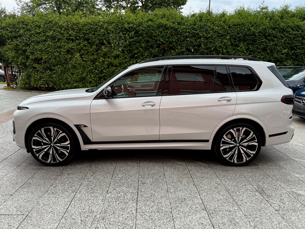 BMW X7 2023
