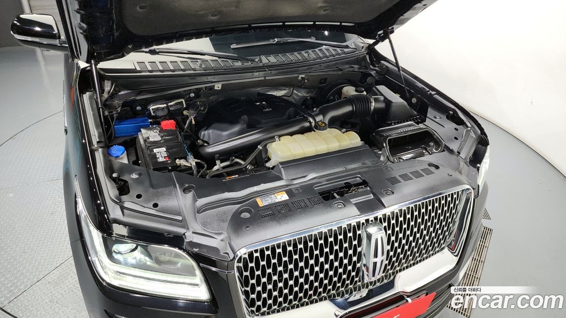 Lincoln Navigator 2021