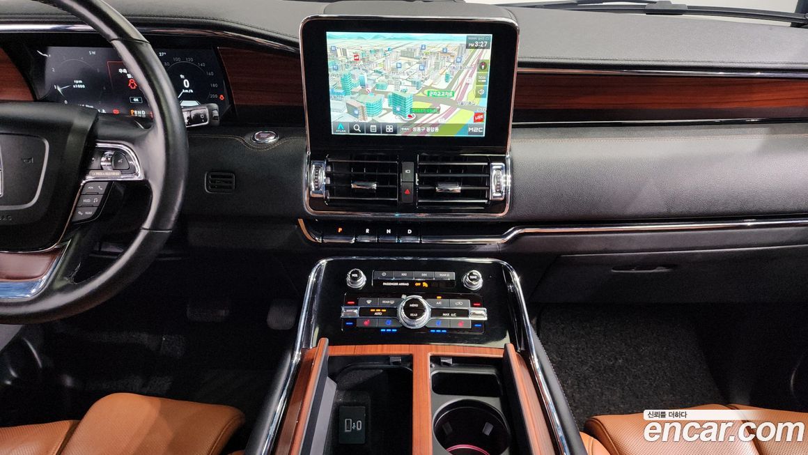 Lincoln Navigator 2021