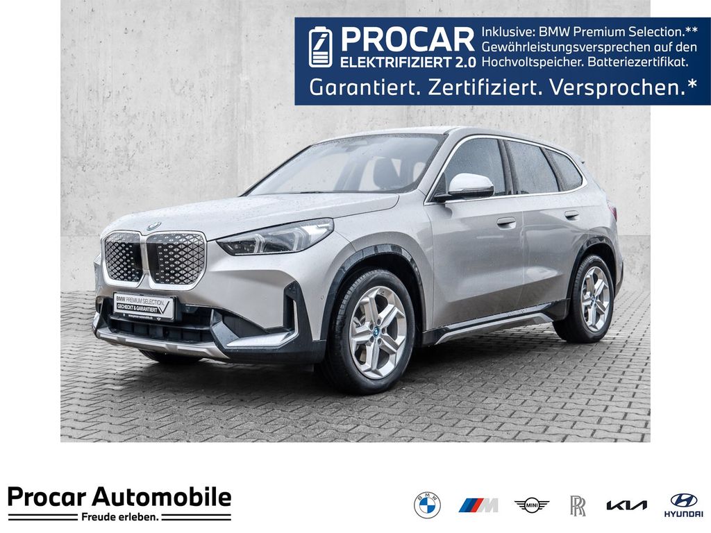BMW iX1 2023