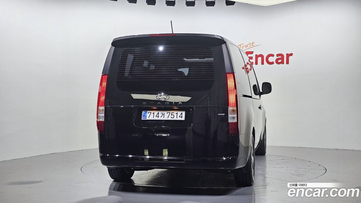 Hyundai Staria 2022