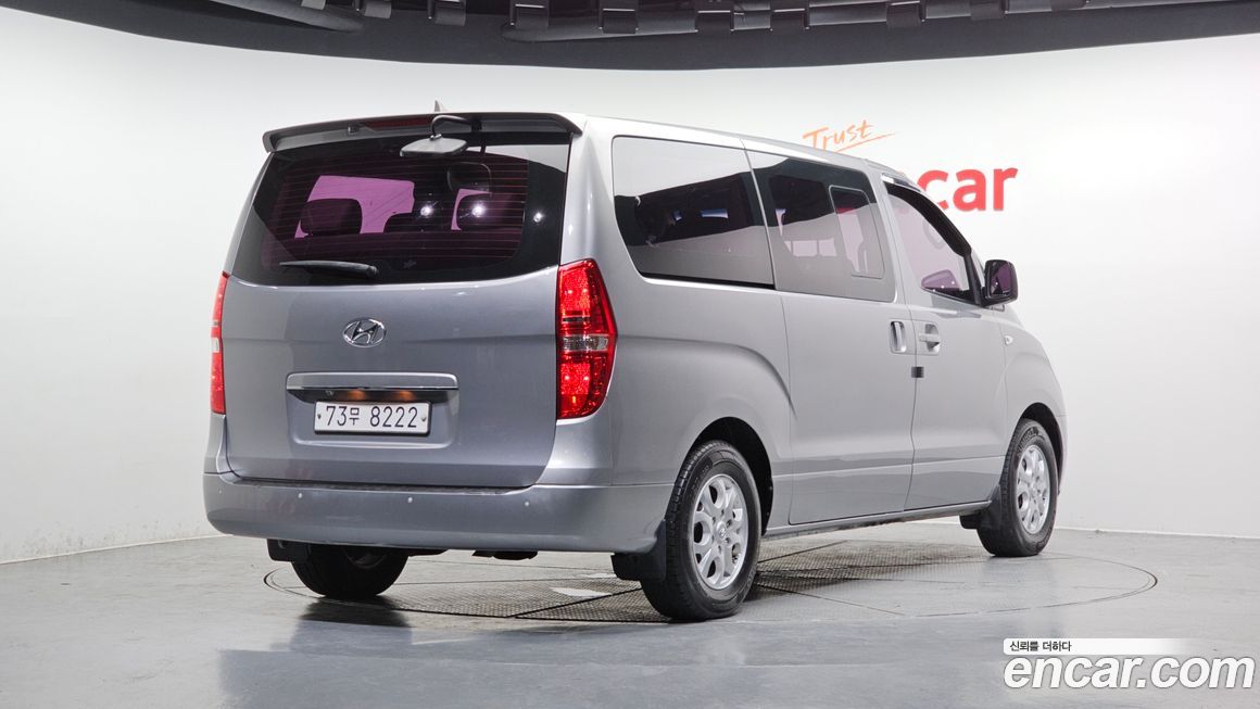 Hyundai Starex 2016