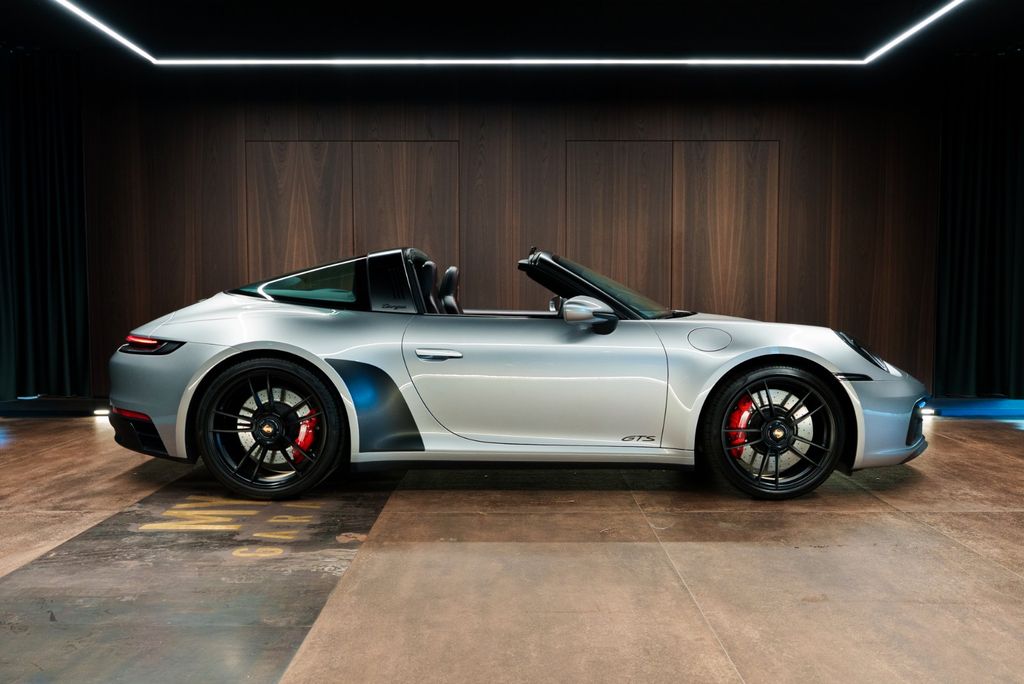Porsche 992 2022