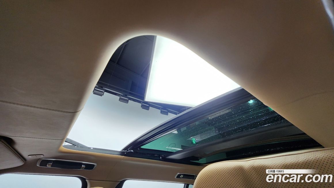 Land Rover Range Rover 2024