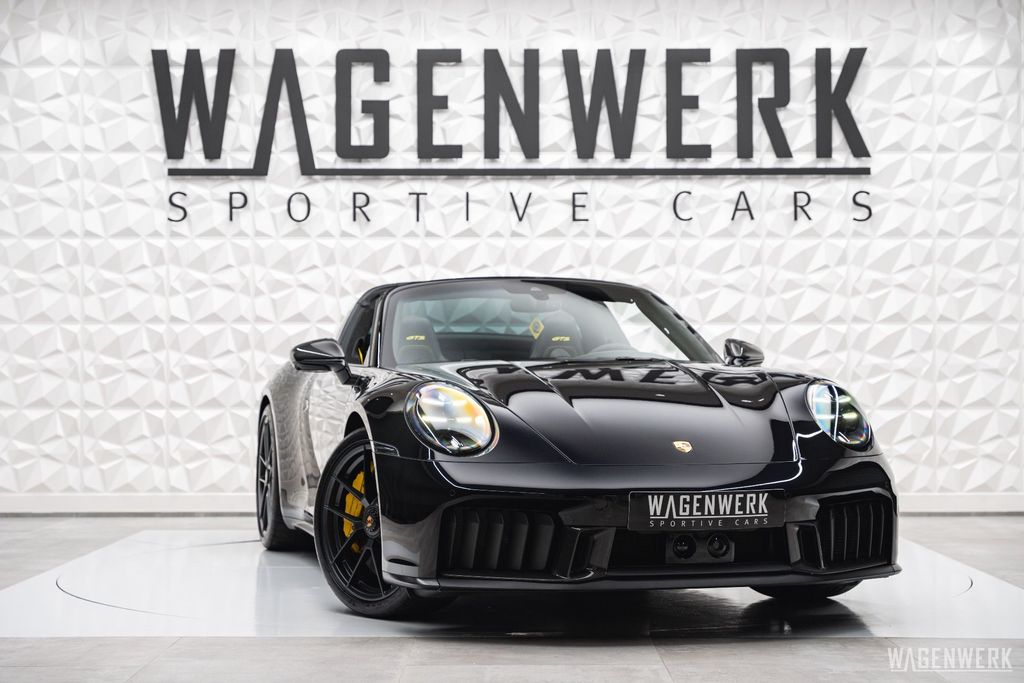 Porsche 992 2025