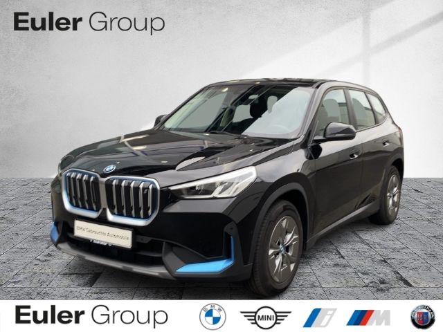 BMW iX1 2023