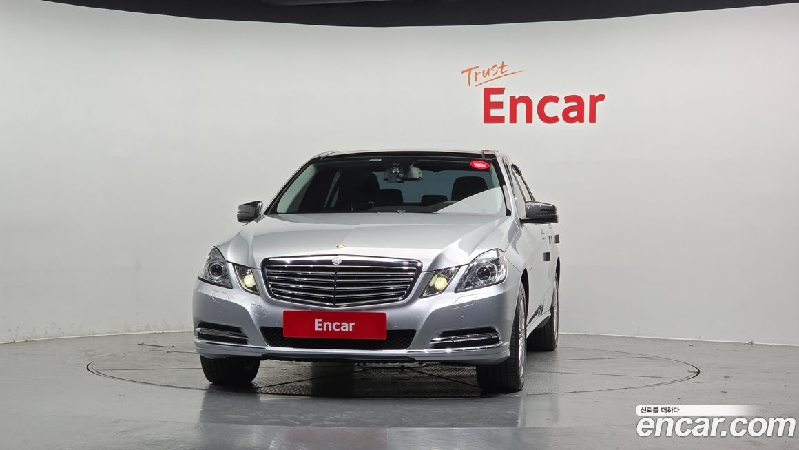 Mercedes-Benz E-Class 2012