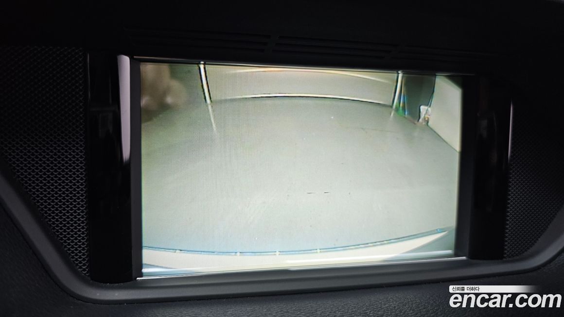 Mercedes-Benz E-Class 2012