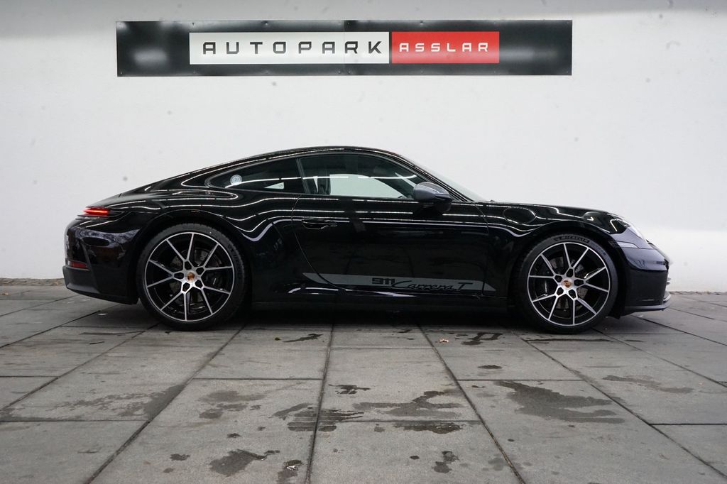 Porsche 992 2025