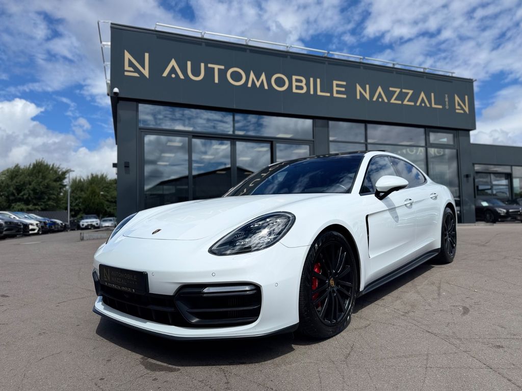 Porsche Panamera 2021