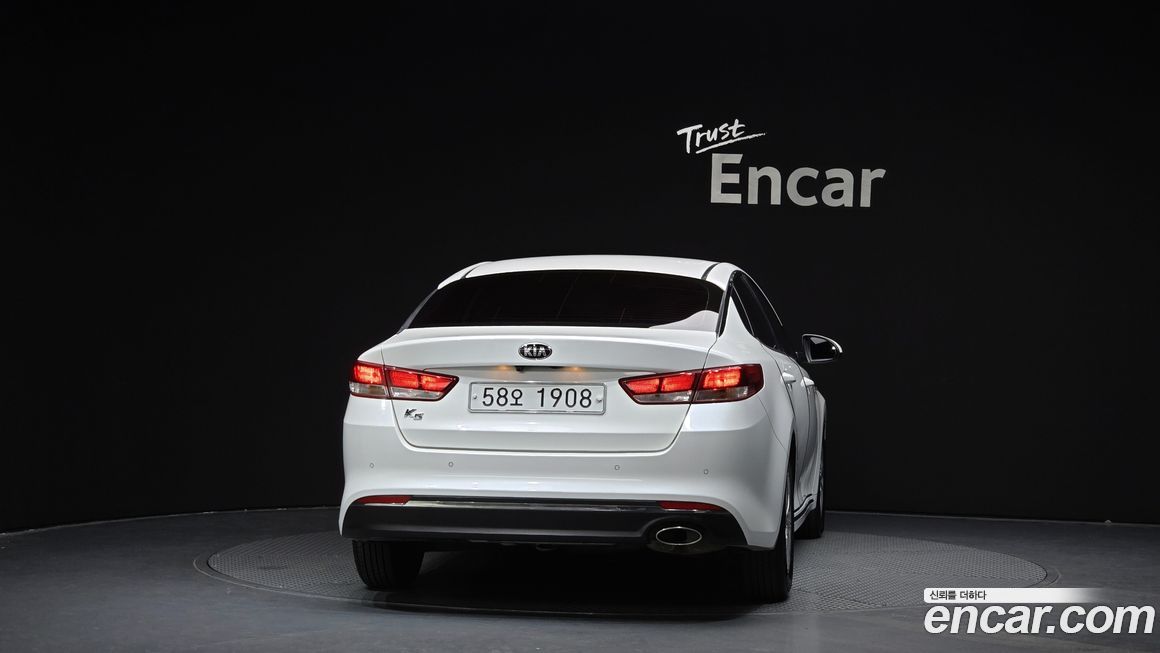 Kia K5 2016