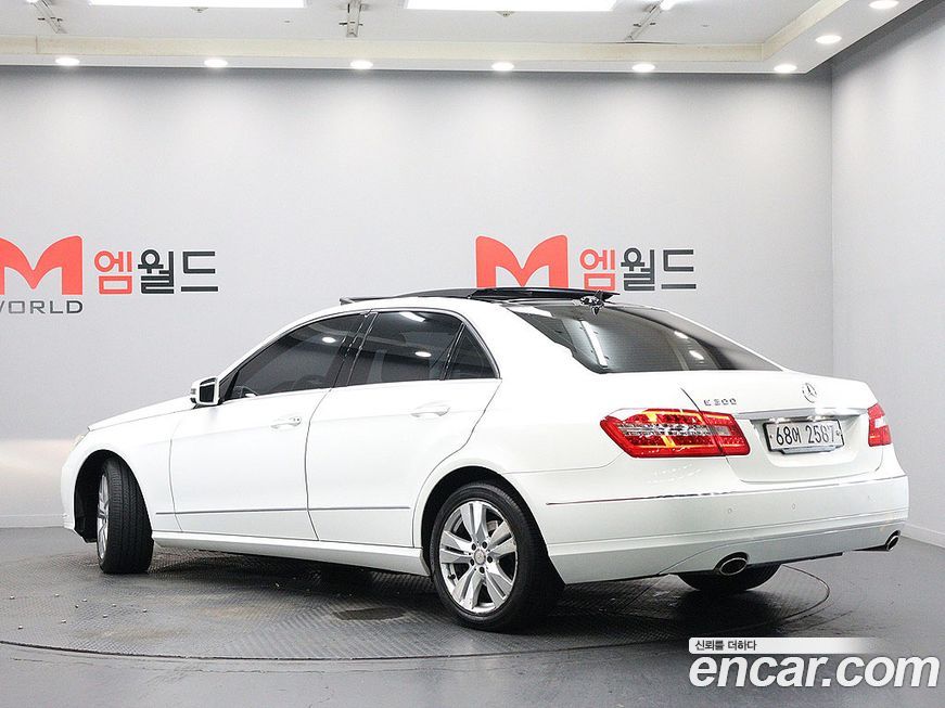 Mercedes-Benz E-Class 2013