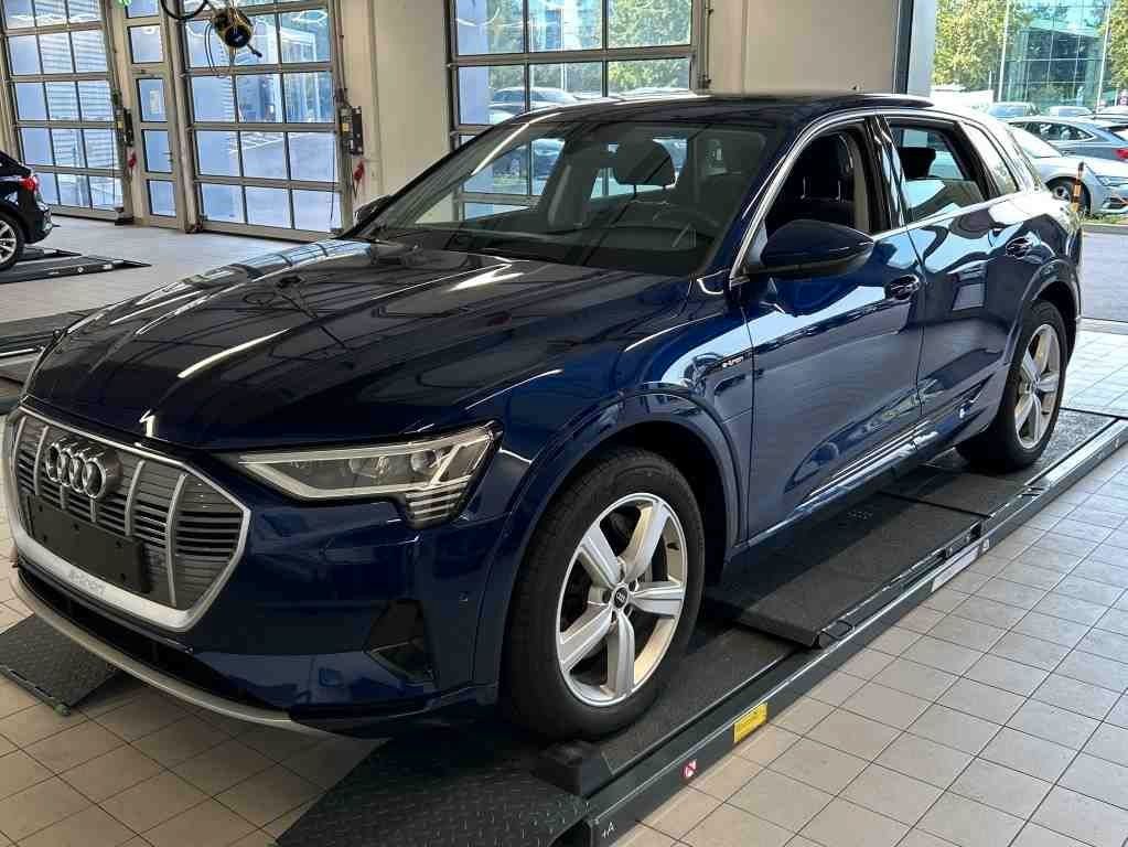 Audi e-tron 2022