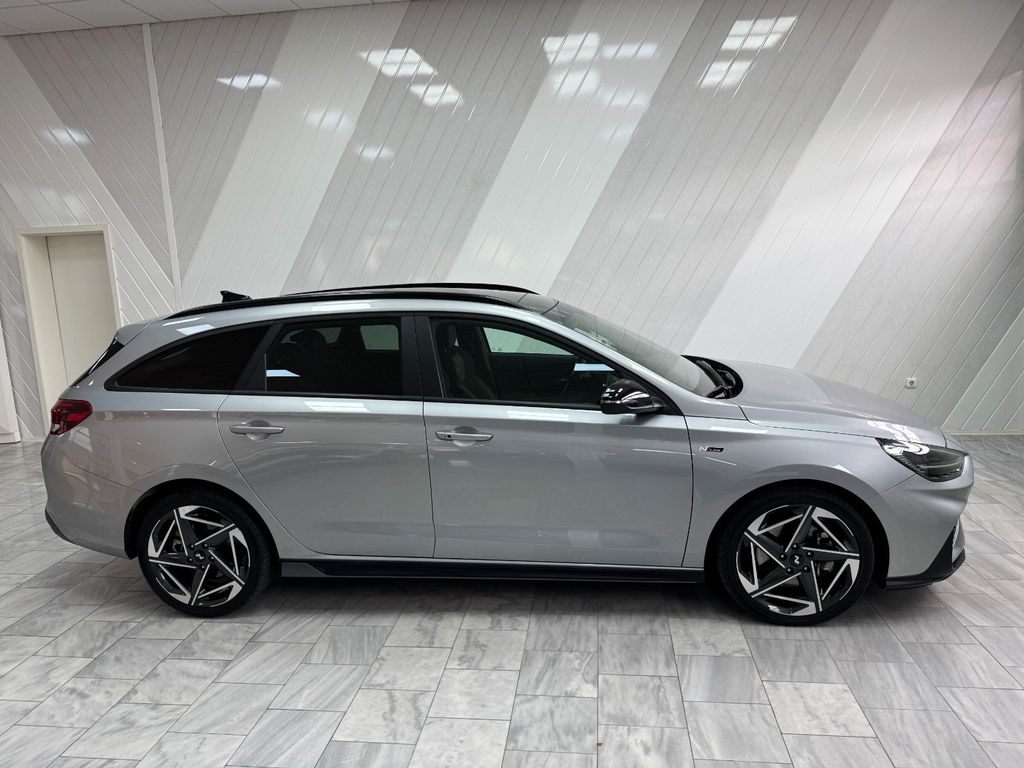 Hyundai i30 2025