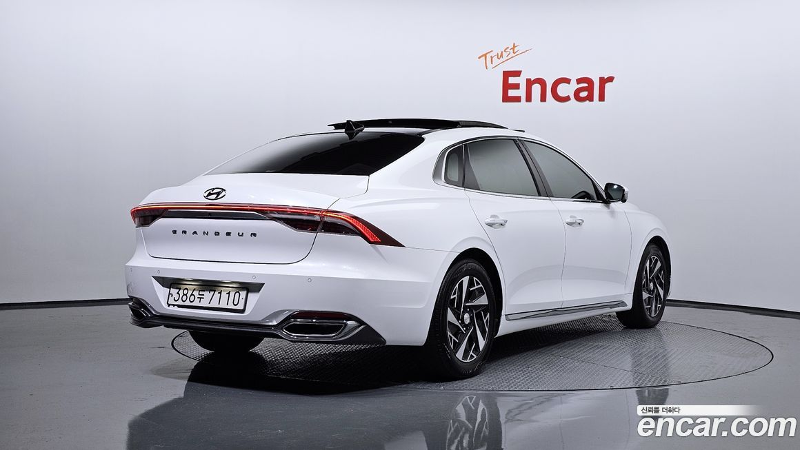 Hyundai Grandeur 2021