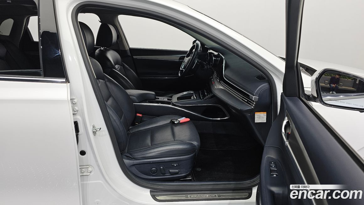 Hyundai Grandeur 2021