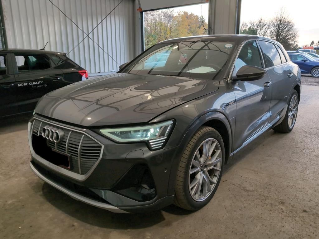 Audi e-tron 2022